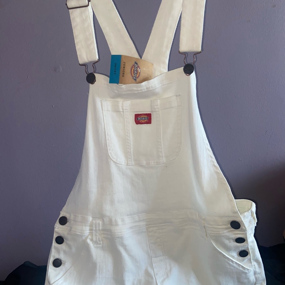 **SOLD**Dickies White Short Overalls - (Juniors XL) **NWT** - Picture 2 of 5